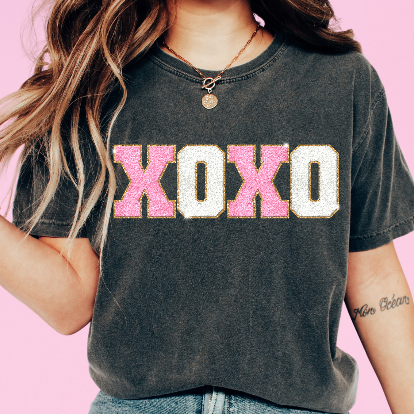 Chenille Letter XOXO T-Shirt Pink and white